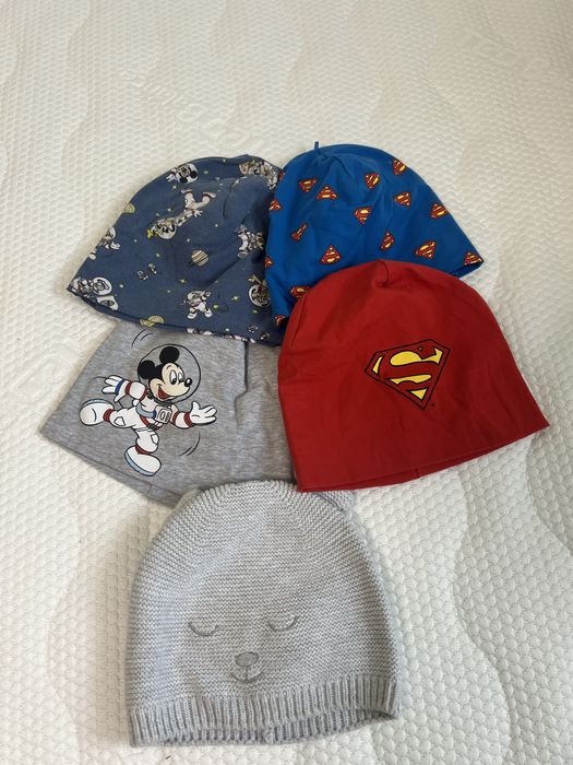 Пролетно-есенни якeта и шапки и ръкавици 1г, 3г, 4г, 6г