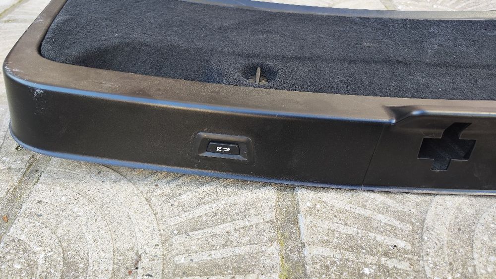 Електрически багажник за БМВ ф11