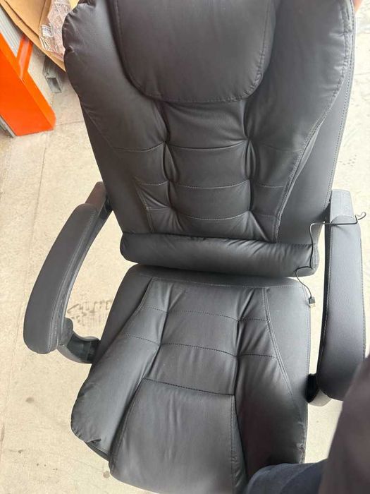 Ергономичен офис стол с масаж и подложка за крака