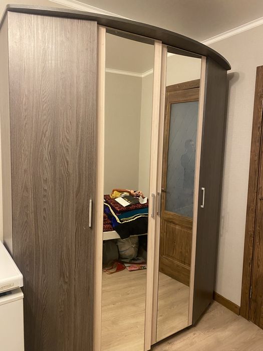 Продам спальний гарнитур