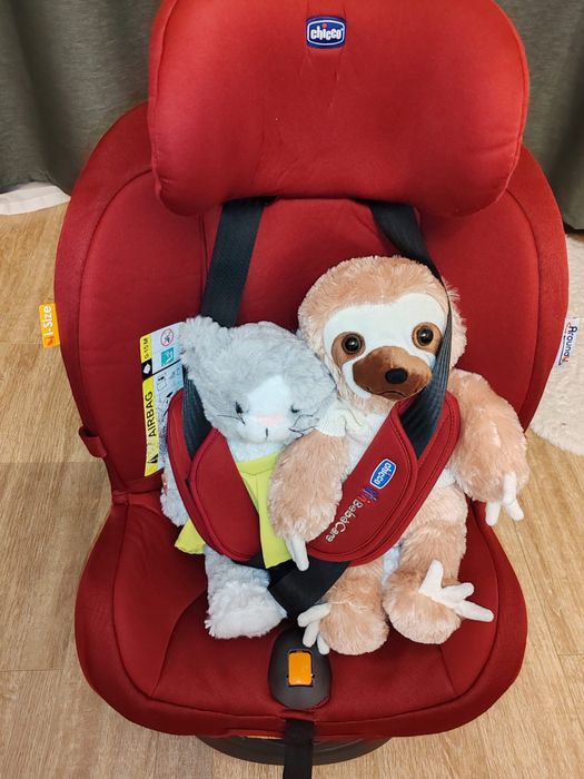 Scaun de masina de la nastere la 5 ani Chicco