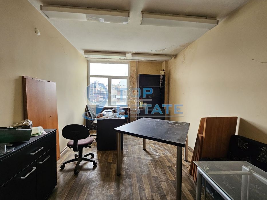 Продава се Офис в Велико Търново, Център - 408 кв.м за 552 €/кв.м - Снимка #6
