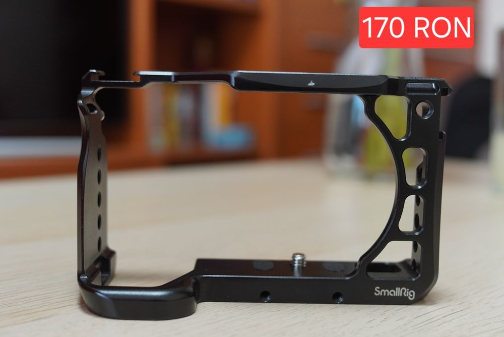 Obiectiv SONY 55-210mm F4.5-6.3 OSS (VANDUT)+ Cage SmallRig pentru SONY a6600 + accesorii