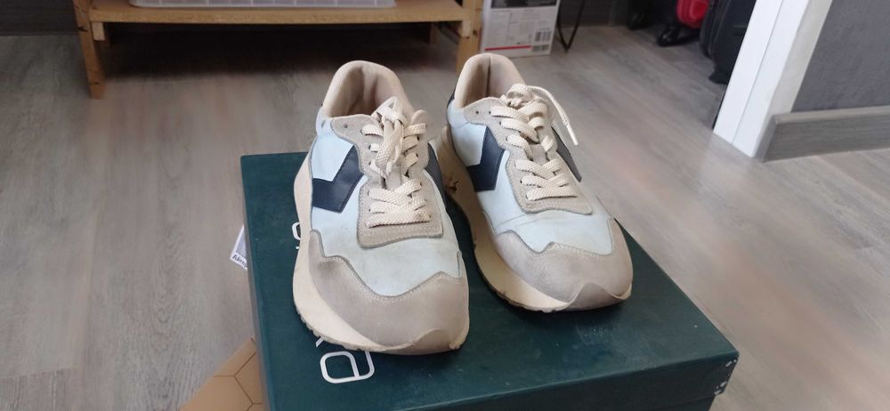 37 р-р кроссовки, сандалии, ботильоны