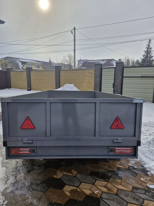 Прицеп легковой в хорошем ссостояний