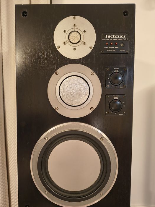Boxe technics SB5 in stare impecabila de funcționare și estetică!