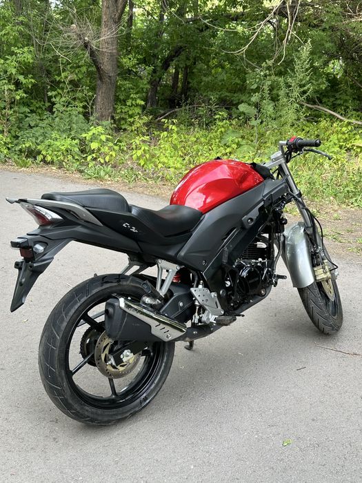 Продается Racer Skyway 300