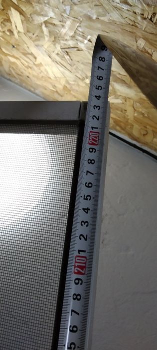 Продам москитную дверь