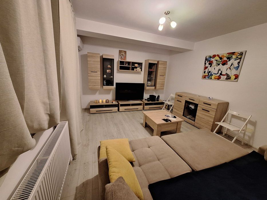 Camera de Inchiriat | Militari | Decomandat