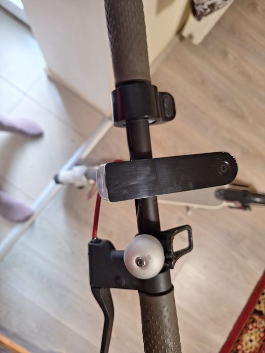 Trotineta electrica pliabila Xiaomi M365