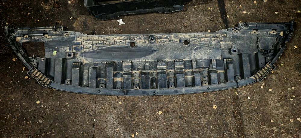 Bara fata grila bara si scut bara fata grila activa dacia logan 3
