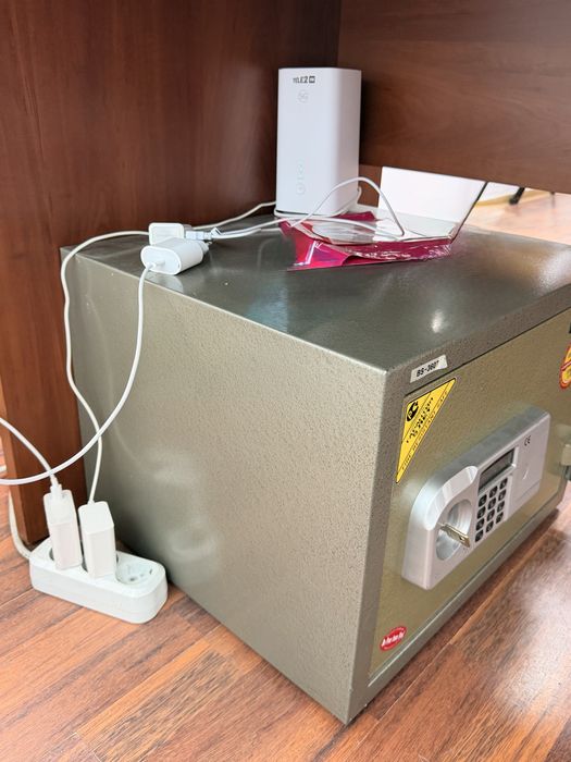 Сейф офисный огнестойкий TOPAZ