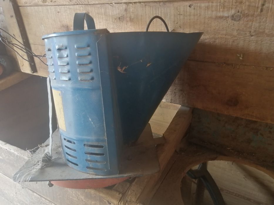 Продам мини мельницу