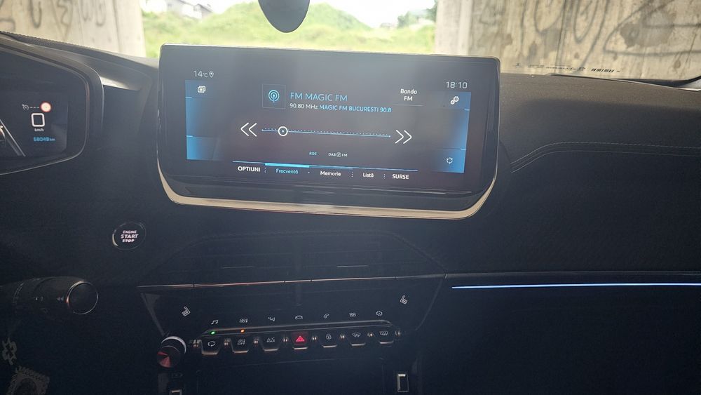 PEUGEOT 2008 2021 — imagine 3