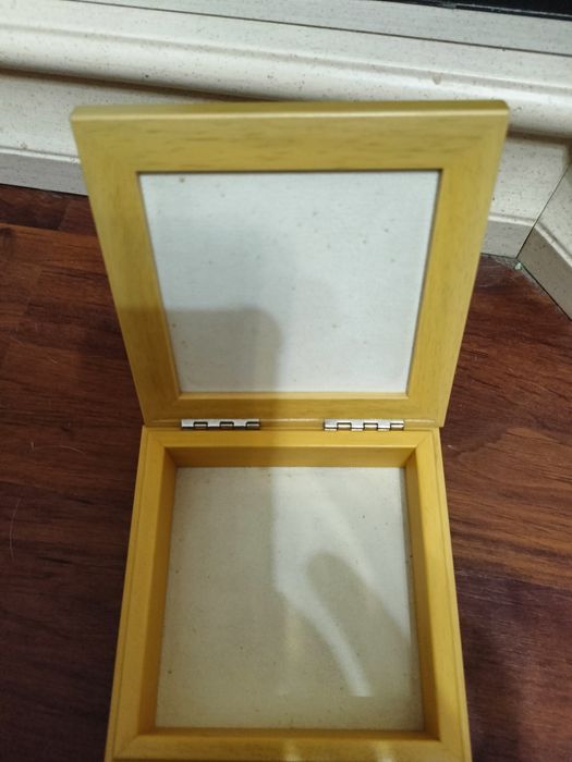 Шкатулка серебро чеканка. Франция. Pierre Cardin