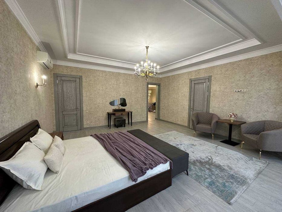 Сдается Шикарный двух этажный дом в аренду 15 соток на Юнусабаде