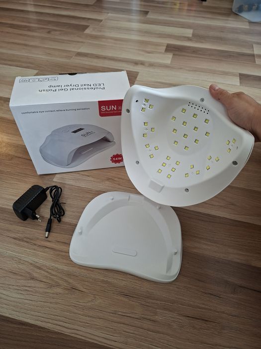 Професионална UV/LED лампа за маникюр SUN X – 54W