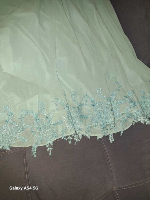 Продам платья  женские