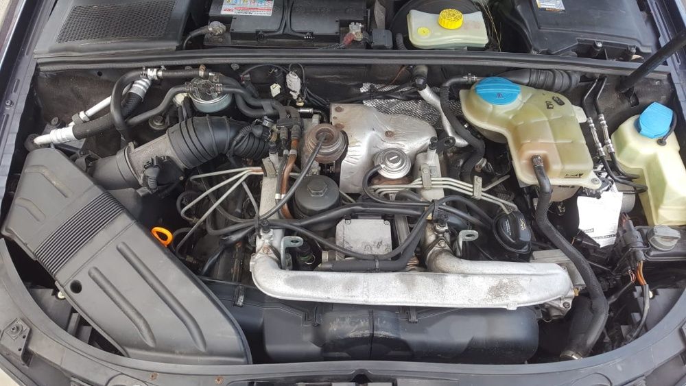 Dezmembrez Audi A4 B7 Avant 2.5 TDi an 2007 cod motor BDG