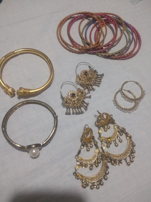 Соатлар сотилади кизлар учун