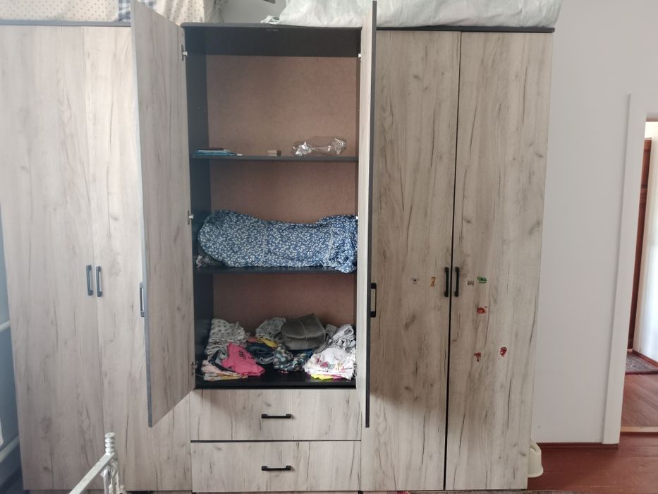 Spalniy komplekt satiladi