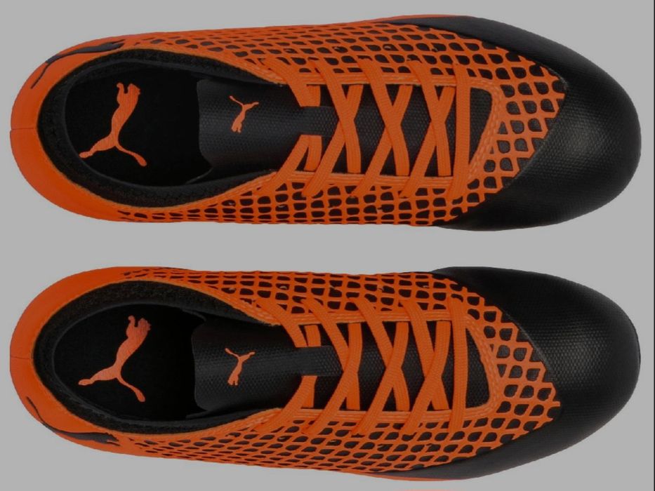 Ghete de fotbal PUMA