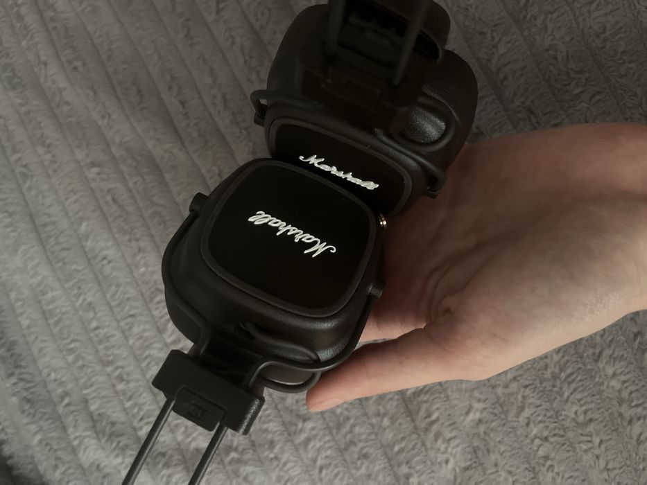 Наушники Marshall 4