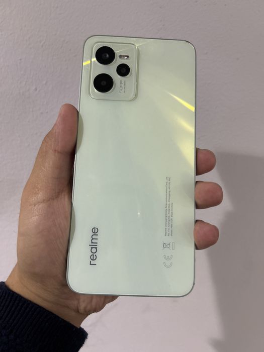 Продам телефон Realme c35