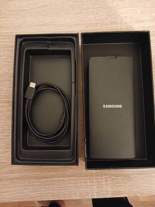 Самсунг S21 Ultra