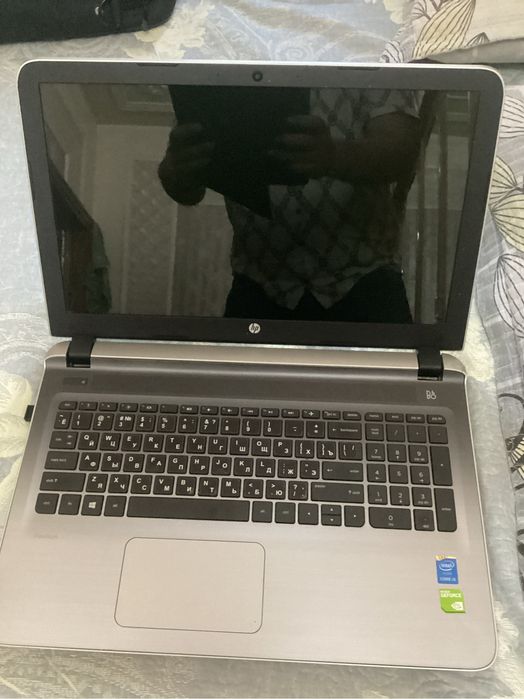 Hp B&O ноутбук в хоршем состоянии.