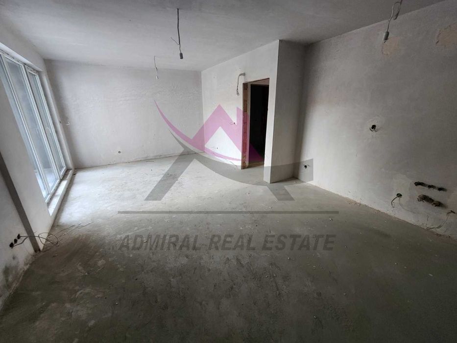 Продава се Тристаен апартамент в Варна, Левски - 108 кв.м за 2385 €/кв.м - Снимка #1