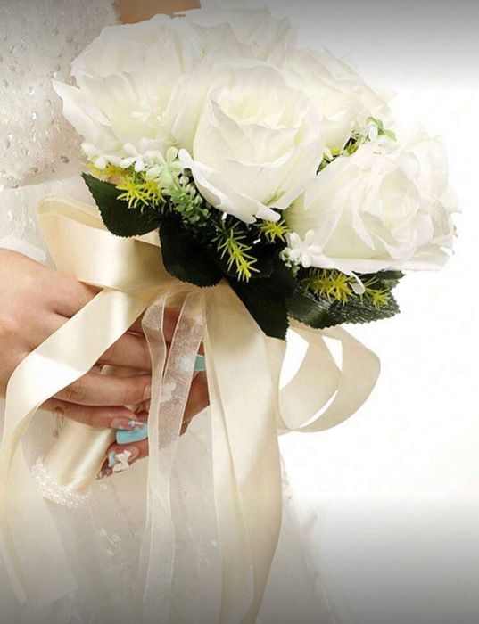 Сватбена рокля регулираща