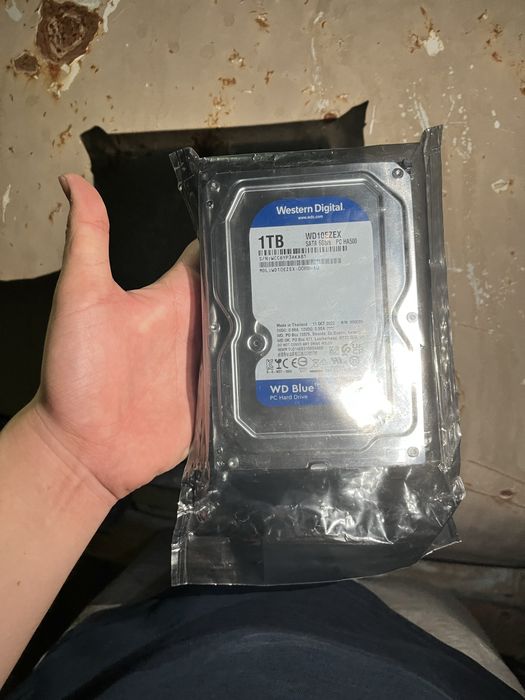 Жесткий диск 1 Тб