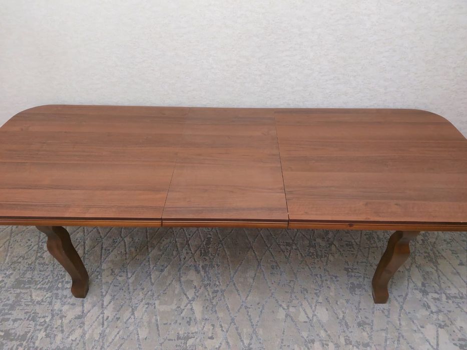 Продам стол