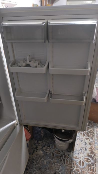 Продам холодильник