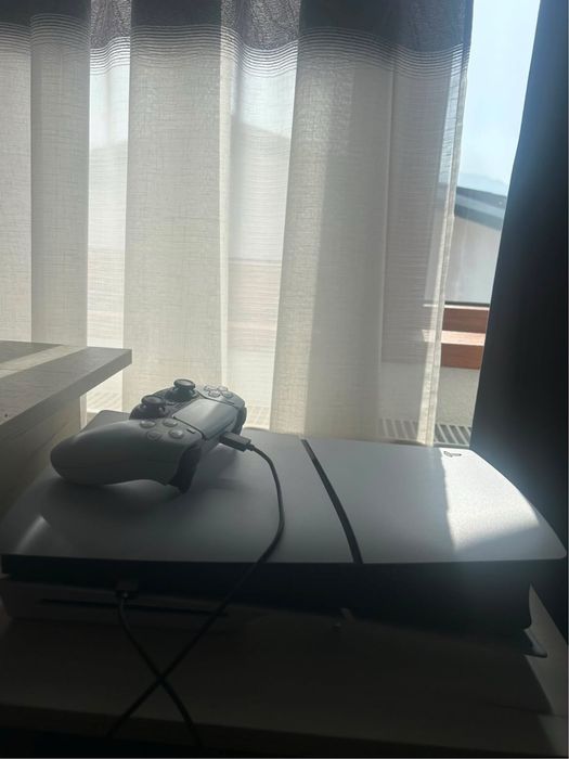 Ps5 с един джойстик