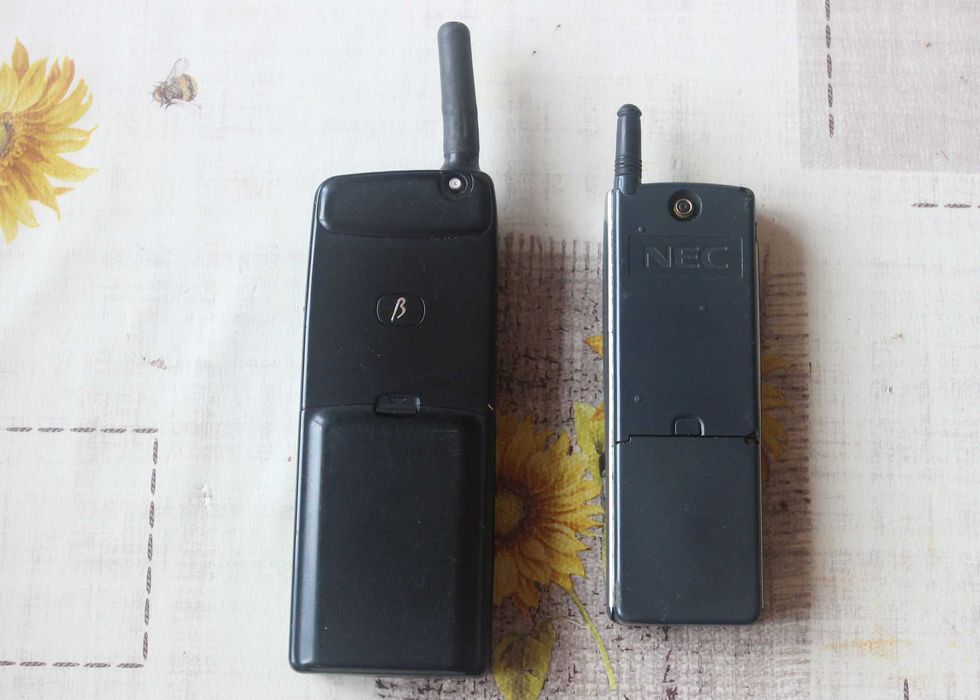 Ретро мобифон - телефон Benefon TDP-60HP и NEC MP5J1L1
