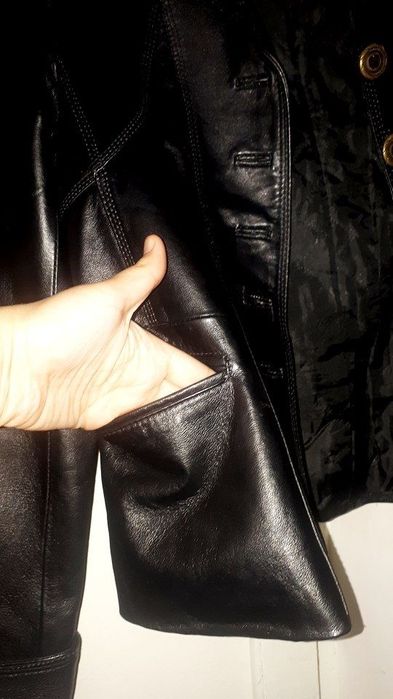 Кожанная куртка новый