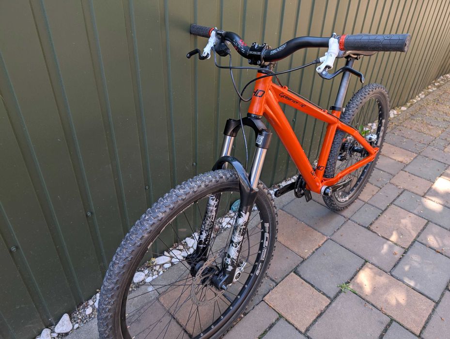MTB Dirt, Formula, Rock Shox Argyle, Truvativ, M-L
