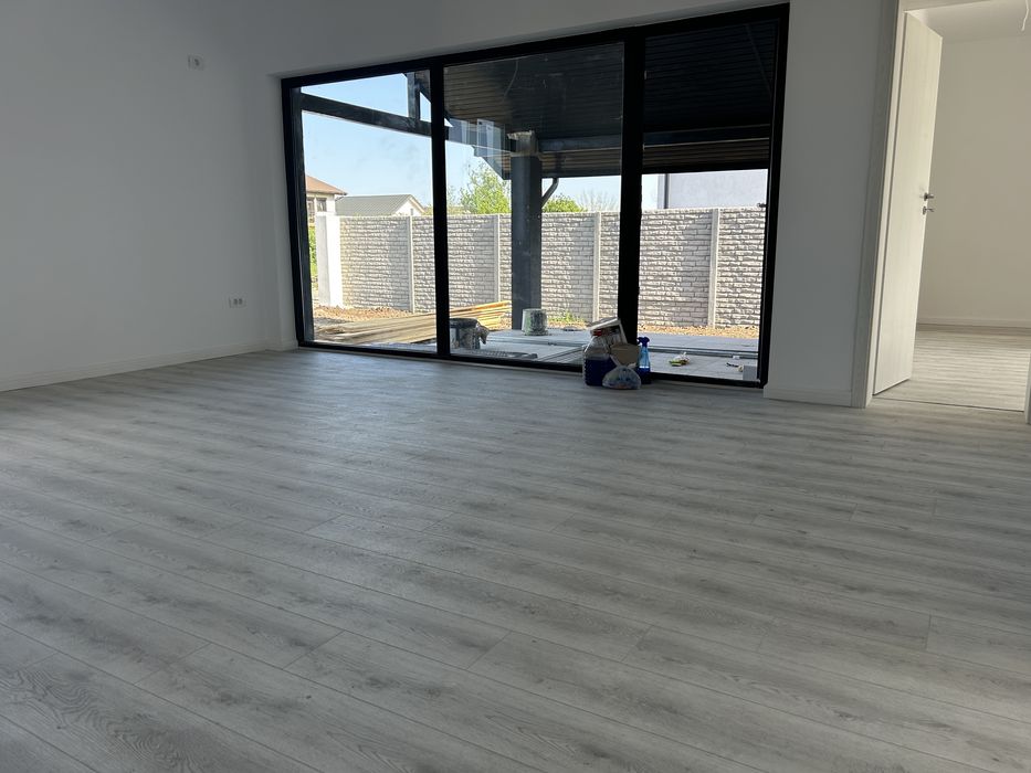 Vila singulara parter 4 camere Prelungirea Ghencea Domnesti Clinceni