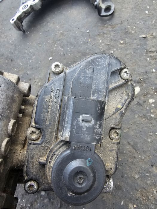 EGR Renault Trafic 2.0 dci cod A2C53179081 tip motor M9R euro 4