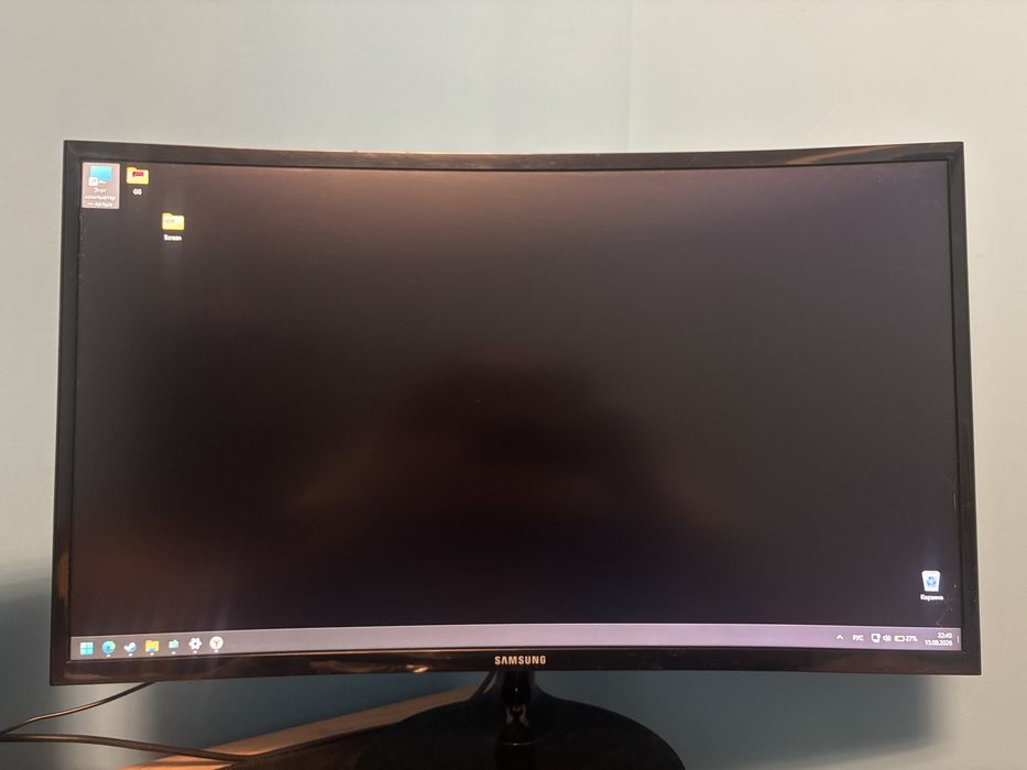 Монитор Samsung 27 дюймов 1920x1080 Изогнутый 72 гц