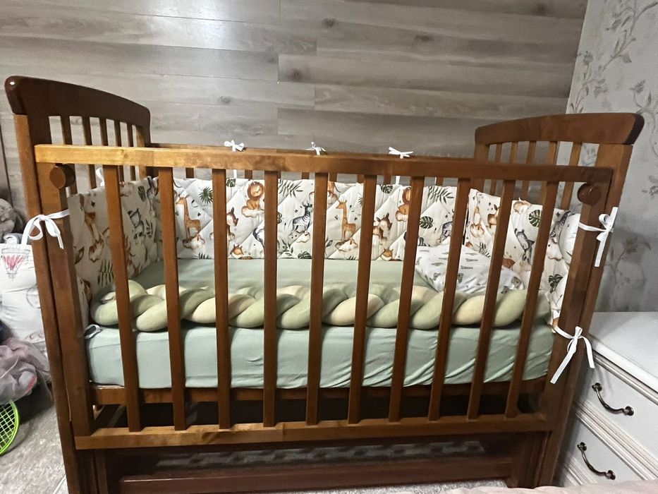 Продам манеж детский.