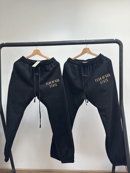 150 lei M/L Pantaloni de trening Essentials Fear of God