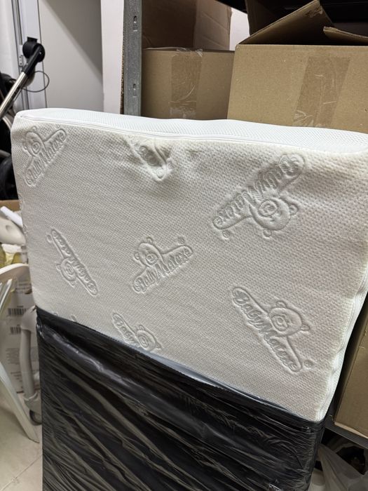 Сгъваема кошара с матрак