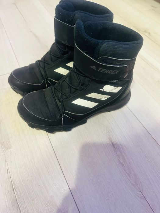 Зимни адидас за момче