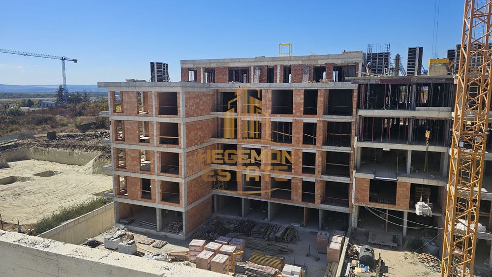 3-стаен, Варна-Владислав Варненчик 1