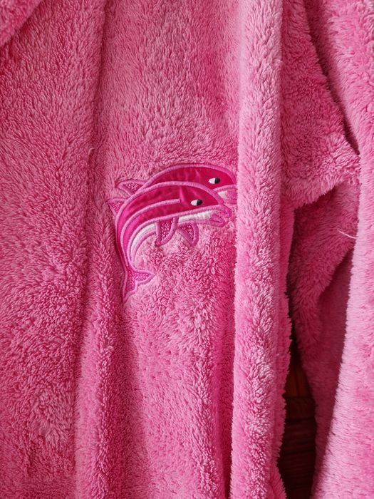 Халаты, Халаты. Халаты.