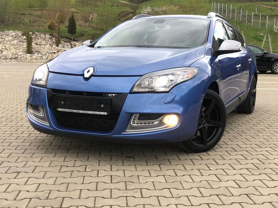 RENAULT Megane 2012