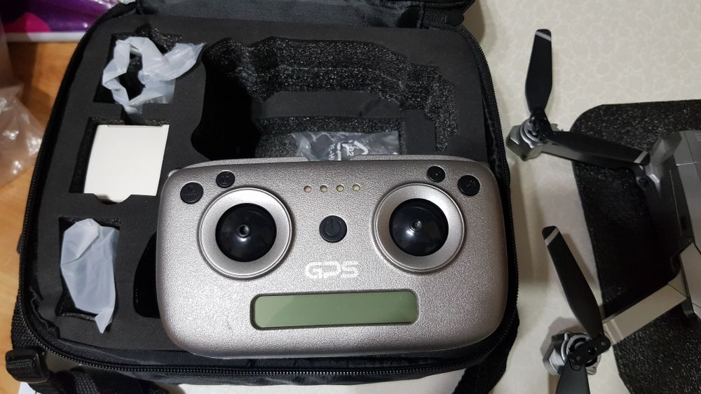 Квадрокоптер с камерой новый